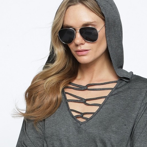 Jersey knit hoodie with caged neck - Picture 2 of 3